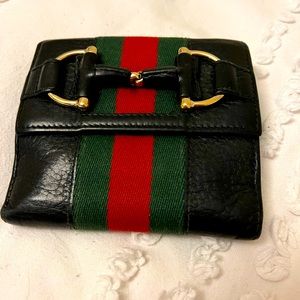 Gucci wallet in great condition.